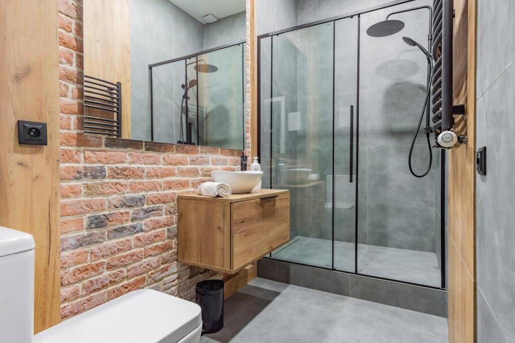 Jaracza 6 B Apartment *